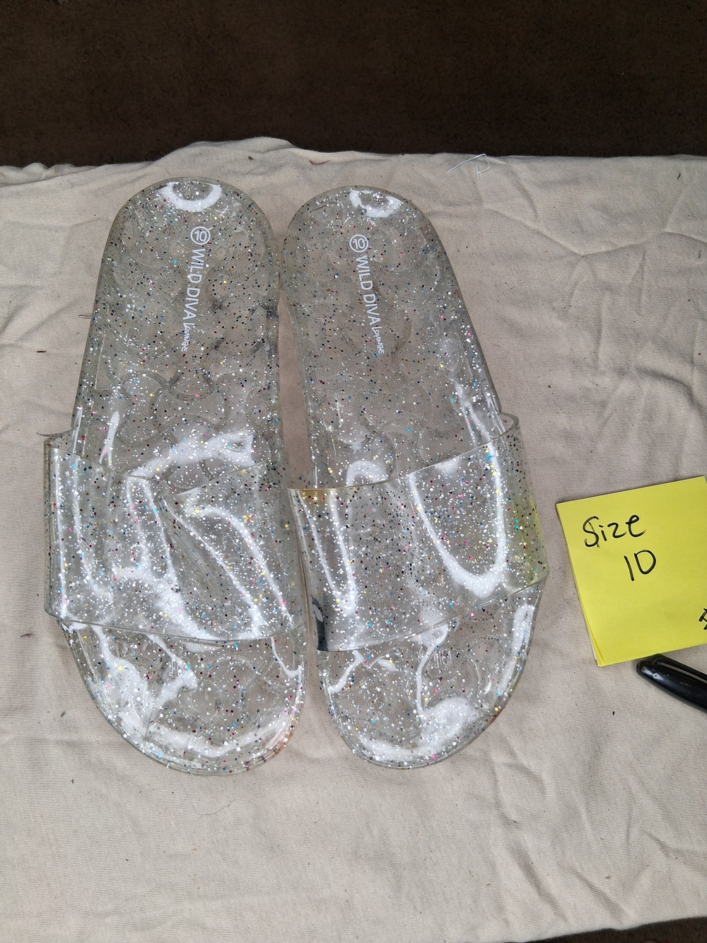 Wild Diva Clear Glitter Slide Sandals - Size 10